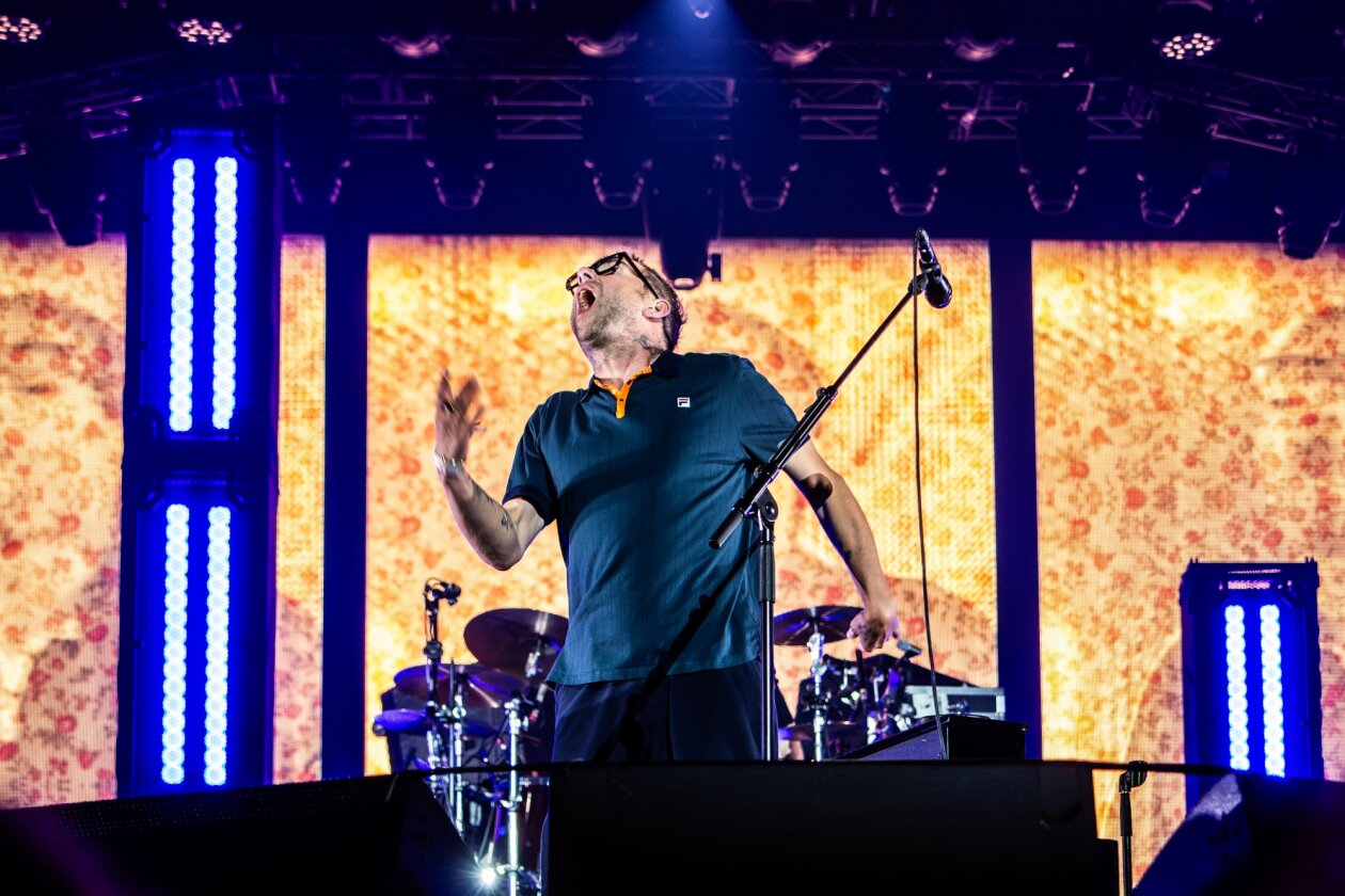 Blur – Blur in action.