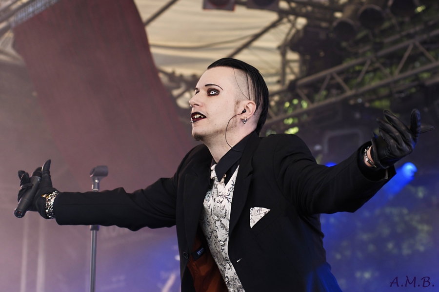 Blutengel – In Zeiten von Twilight sind kleine Mädles leicht zu begeistern. – Chris Pohl