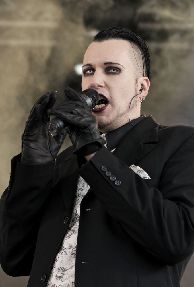 Blutengel – In Zeiten von Twilight sind kleine Mädles leicht zu begeistern. – Chris Pohl