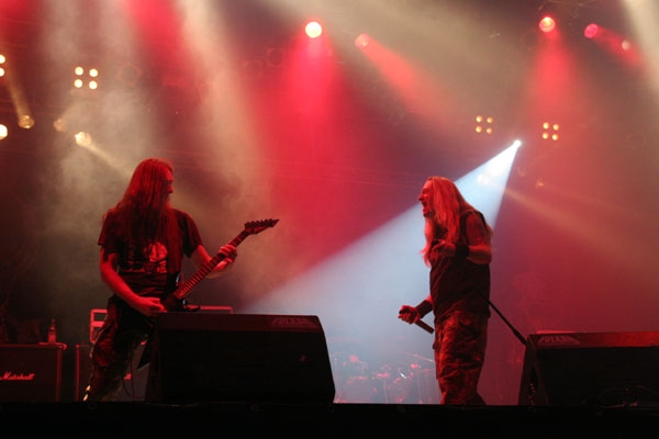 Bolt Thrower – Eines der wenigen Open Airs, auf denen die englischen Panzer anrollten. – 