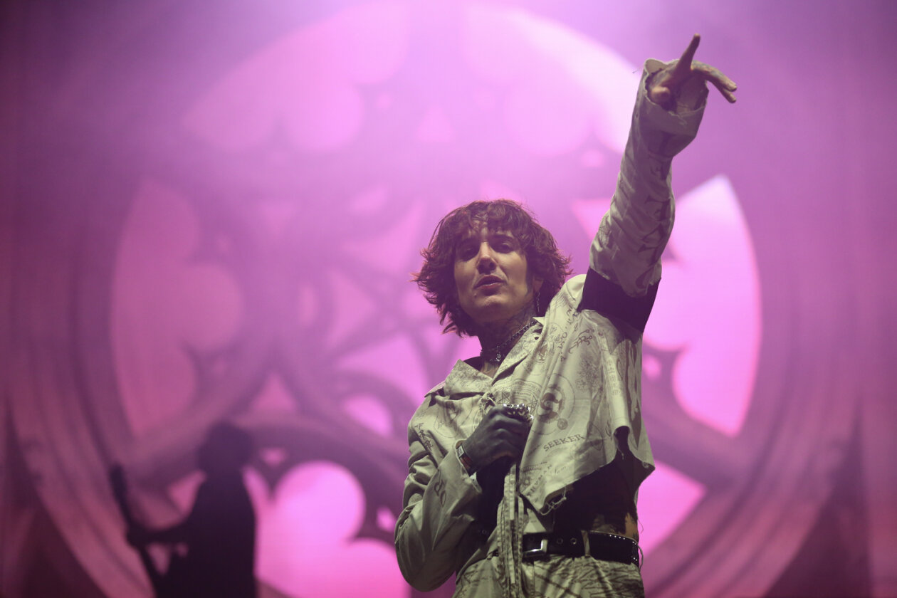 Fan-Gottesdienst am Sonntag: Oli Sykes und Band. – Bring Me The Horizon.