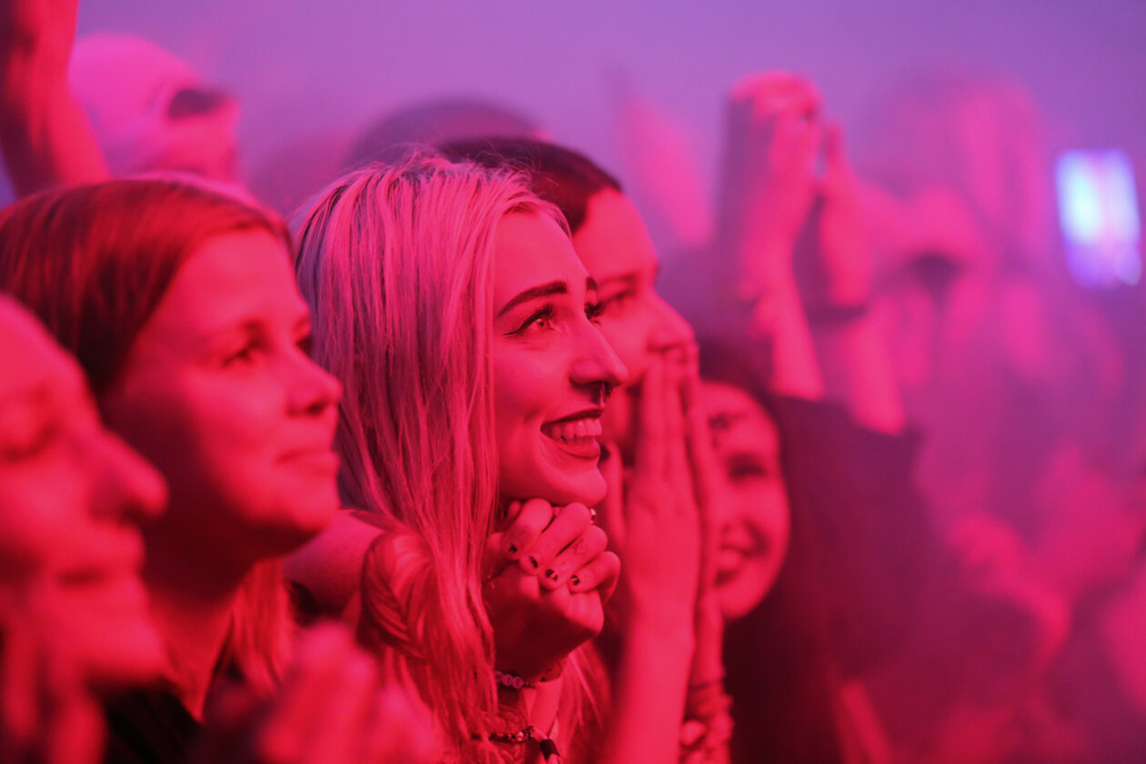 Fan-Gottesdienst am Sonntag: Oli Sykes und Band. – Bring Me The Horizon.