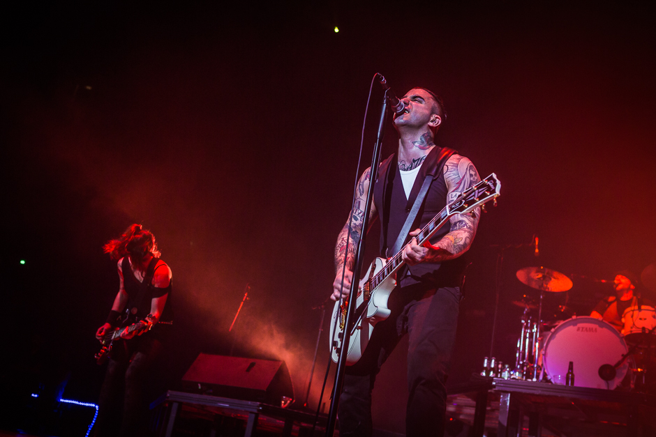 Die Broilers live in der Westfalenhalle. – Broilers - Ines Maybaum, Sammy Amara, Andreas "Andi" Brügge