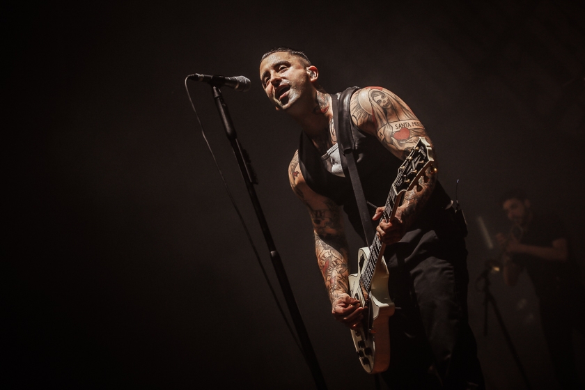 Broilers – Die Düsseldorfer bleiben live eine Bank. – Immer ...