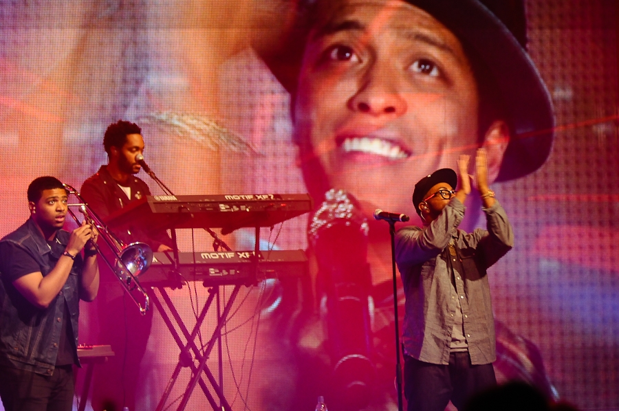 Beim R'n'B-Liebling schmolzen die Herzen der Damen dahin. – Bruno Mars-Band.