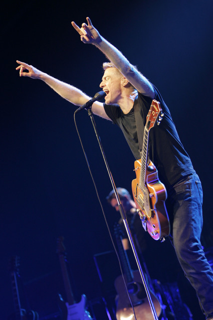 Bryan Adams – Mr. "Summer of 69" schaut in der Philipshalle vorbei – 