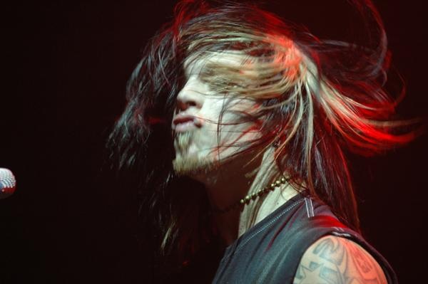 Bullet For My Valentine – Headbanger und Lightshow Fans kamen voll auf ihre Kosten. – 