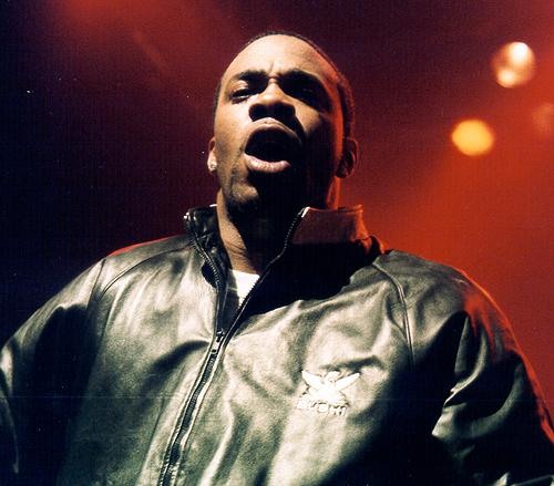 Busta Rhymes – Busta verwandelte die Große Freiheit in ein pogendes Tollhaus. – 