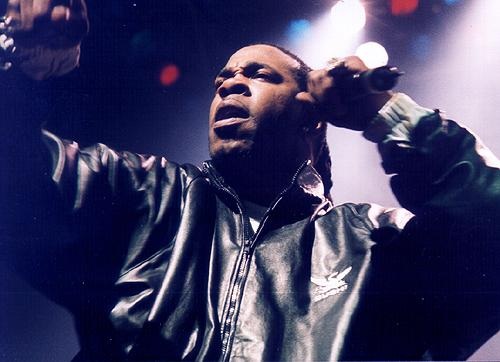 Busta Rhymes – Busta verwandelte die Große Freiheit in ein pogendes Tollhaus. – 