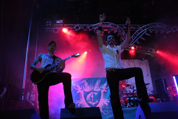 Caliban – Die Jungs bekamen die einzige Wall of Death auf dem Festival hin. – 