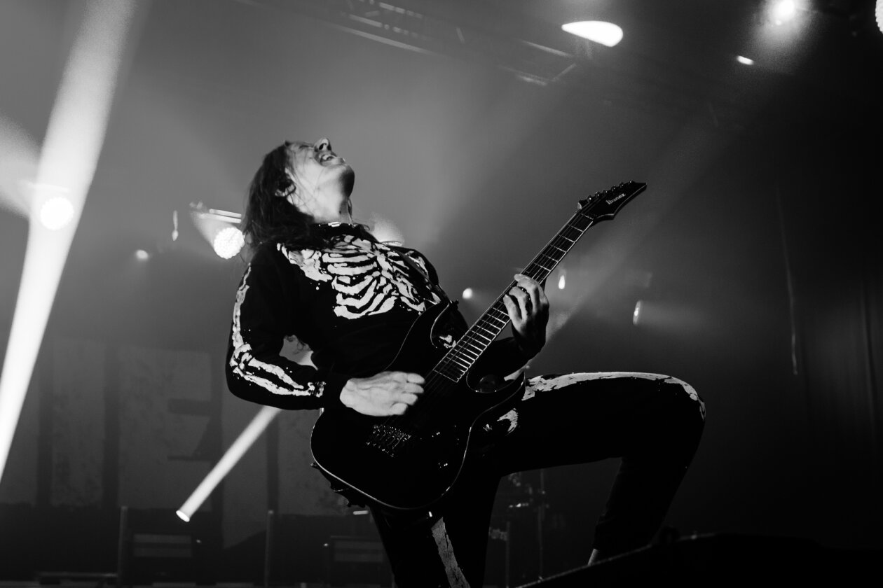 Def Leppard – 