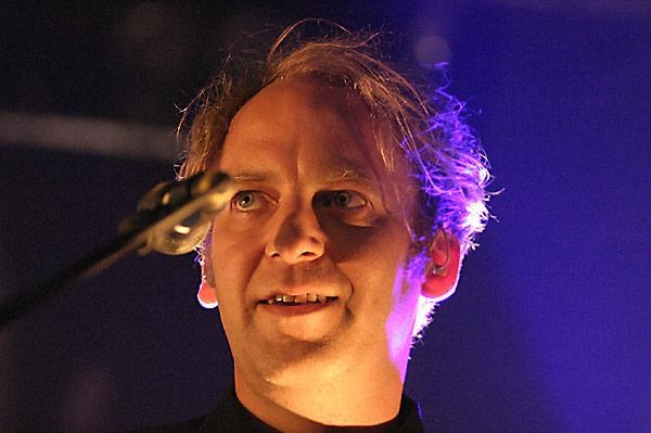 Camouflage – Die Rückkehr der Stuttgarter Elektro-Buben. – love is a field