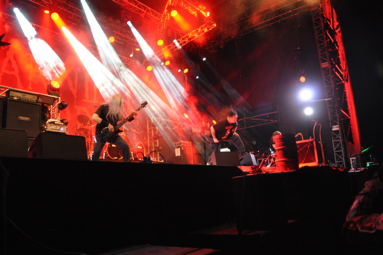 Cannibal Corpse rissen als Donnerstag-Headliner die Hauptbühne komplett ab. – Cannibal Corpse.