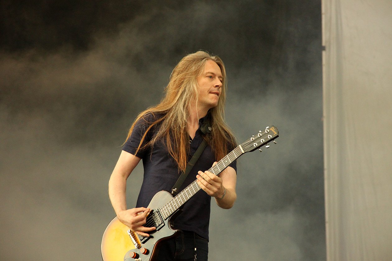 Jeff Walker und Co. hatten gute Laune - und einen guten Sound. – Carcass.