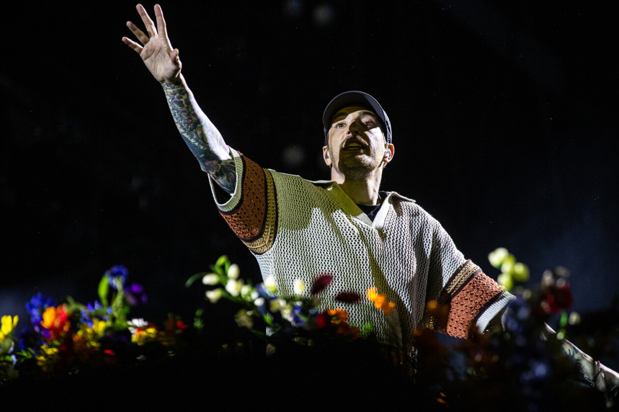 Party im Blumenmeer: Casper live. – Casper.