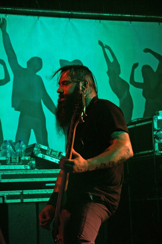Cavalera Conspiracy – Stammgäste im Backstage: der Cavalera-Clan. – Johny Chow.