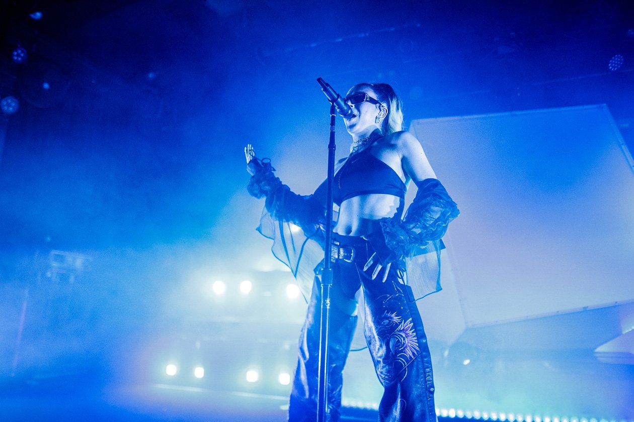 Auf dem Sprung nach ganz oben - die Britin 2019 live in der Hauptstadt. – Charli XCX.