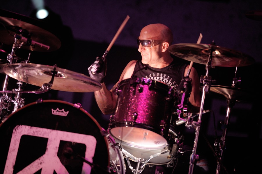 Chickenfoot – Der einzige Termin in Deutschland! – Kenny und seine Felle.