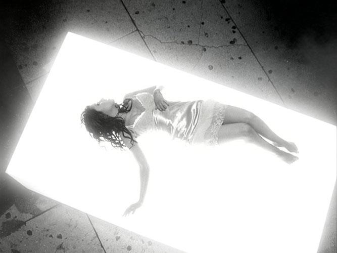 Christina Aguilera posiert (Pressefotos). – Video Shot (Christina Aguilera) 4