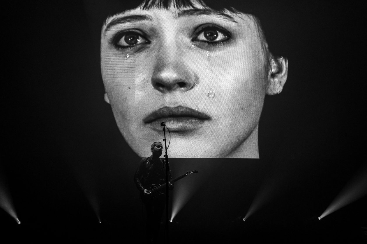 Cigarettes After Sex – Mit der aktuellen Scheibe "Cry" auf Tour: Greg Gonzales und Band. – Cry.