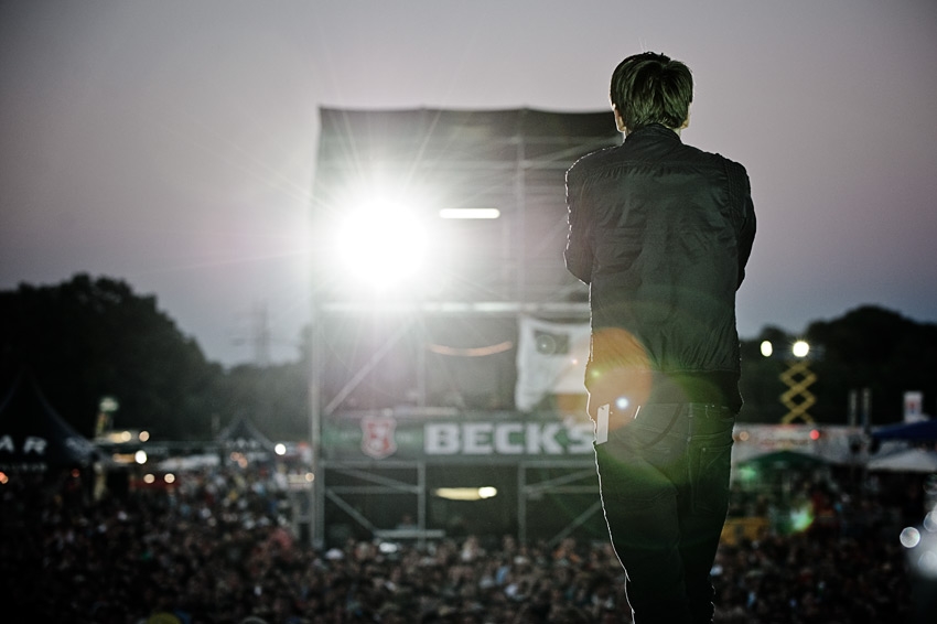 Clueso – Unser Fotograf war beim Vorzeige-Emcee auf der Bühne. – Noch mehr Atmo.