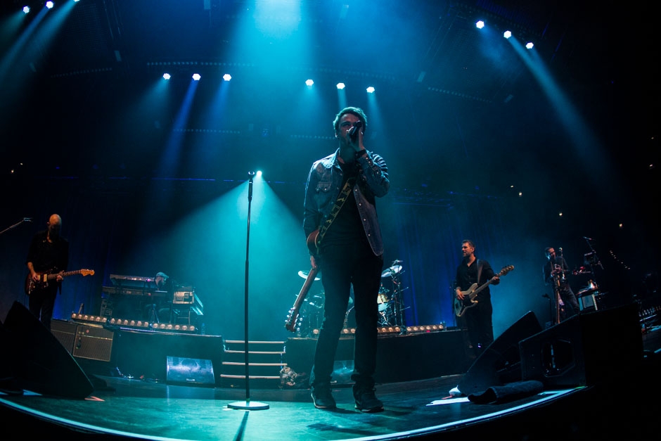 Clueso – Seine Arena kriegt er immer voll – Mit Band.