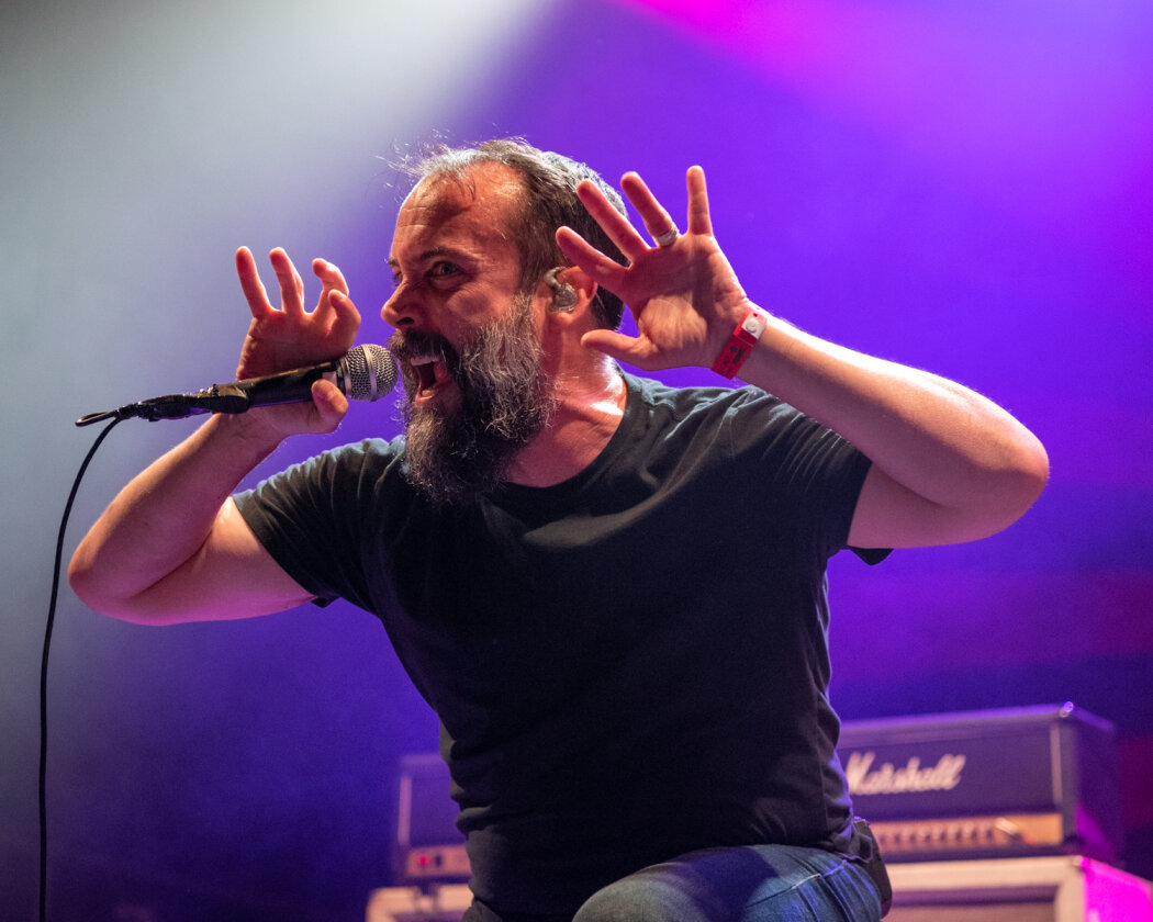 Die Band aus Germantown, Maryland zeigte den Taubertal-Fans, wo der R'n'R'-Hammer hängt. – Clutch.