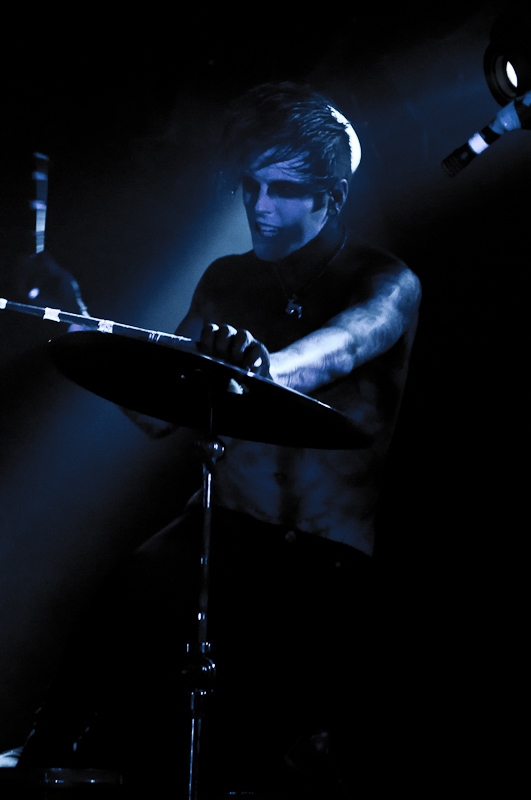 Combichrist – Der Funken wollte nur selten überspringen. – ... war die Spielzeit ...