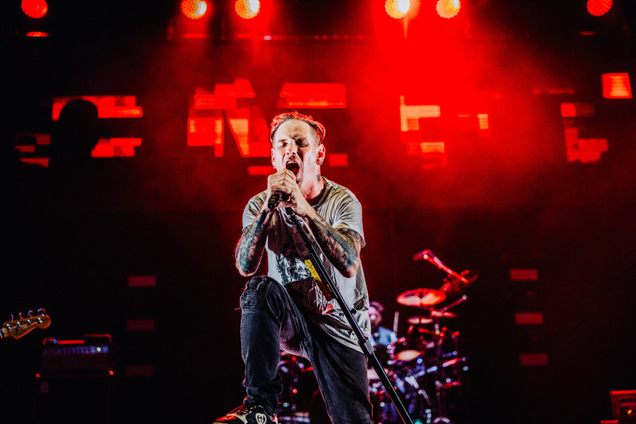 Zwei Alben im Gepäck: der Slipknot-Frontmann on tour mit Soloband. – Corey Taylor.