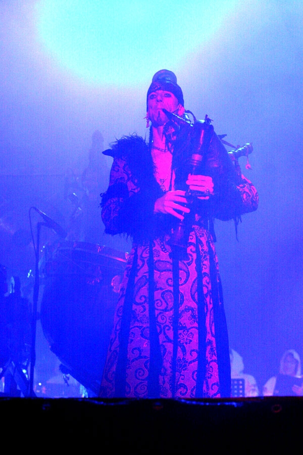Corvus Corax als Headliner auf dem Summer Breeze. – Cantus Buranus