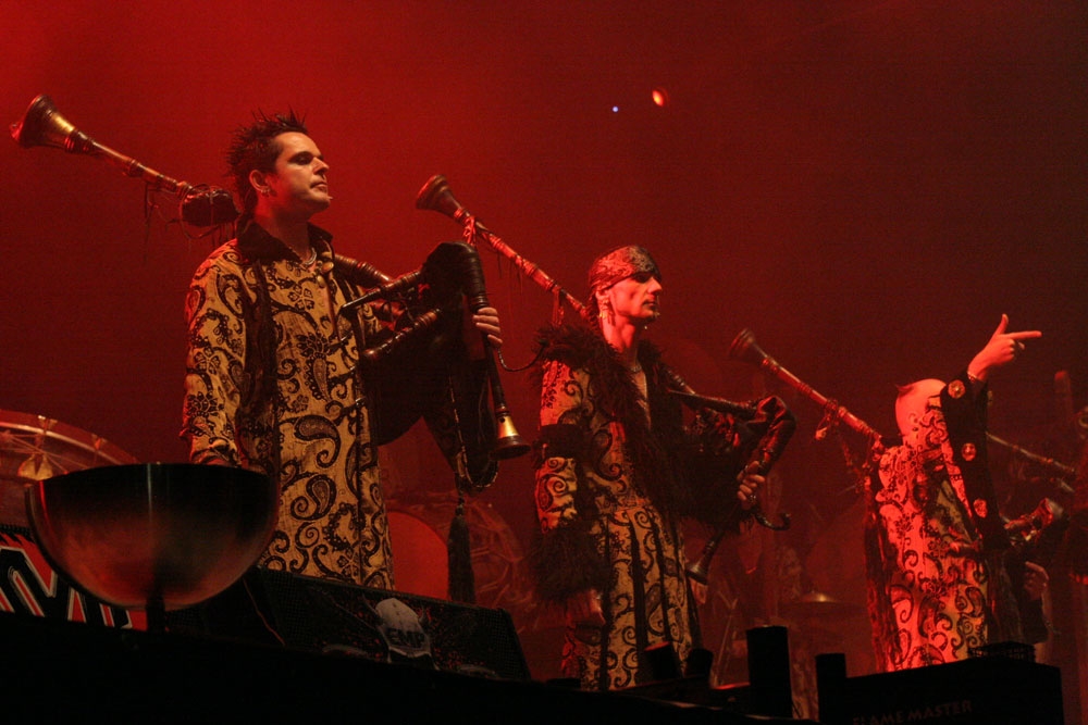 Corvus Corax als Headliner auf dem Summer Breeze. – Cantus Buranus