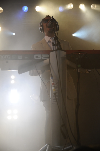Covenant beim Amphi Festival in Köln. – 