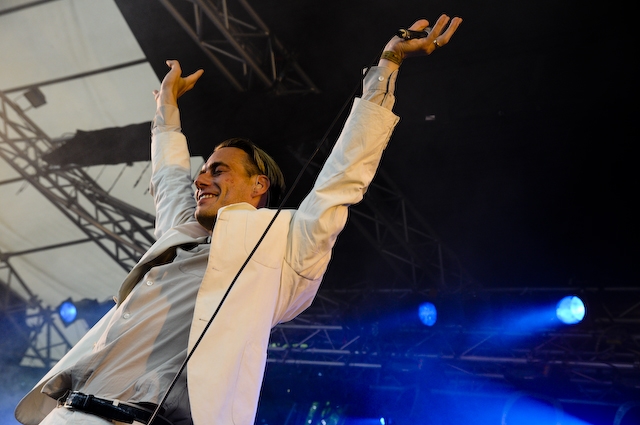 Covenant beim Amphi Festival in Köln. – 