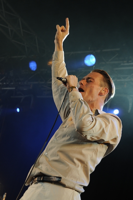 Covenant beim Amphi Festival in Köln. – 