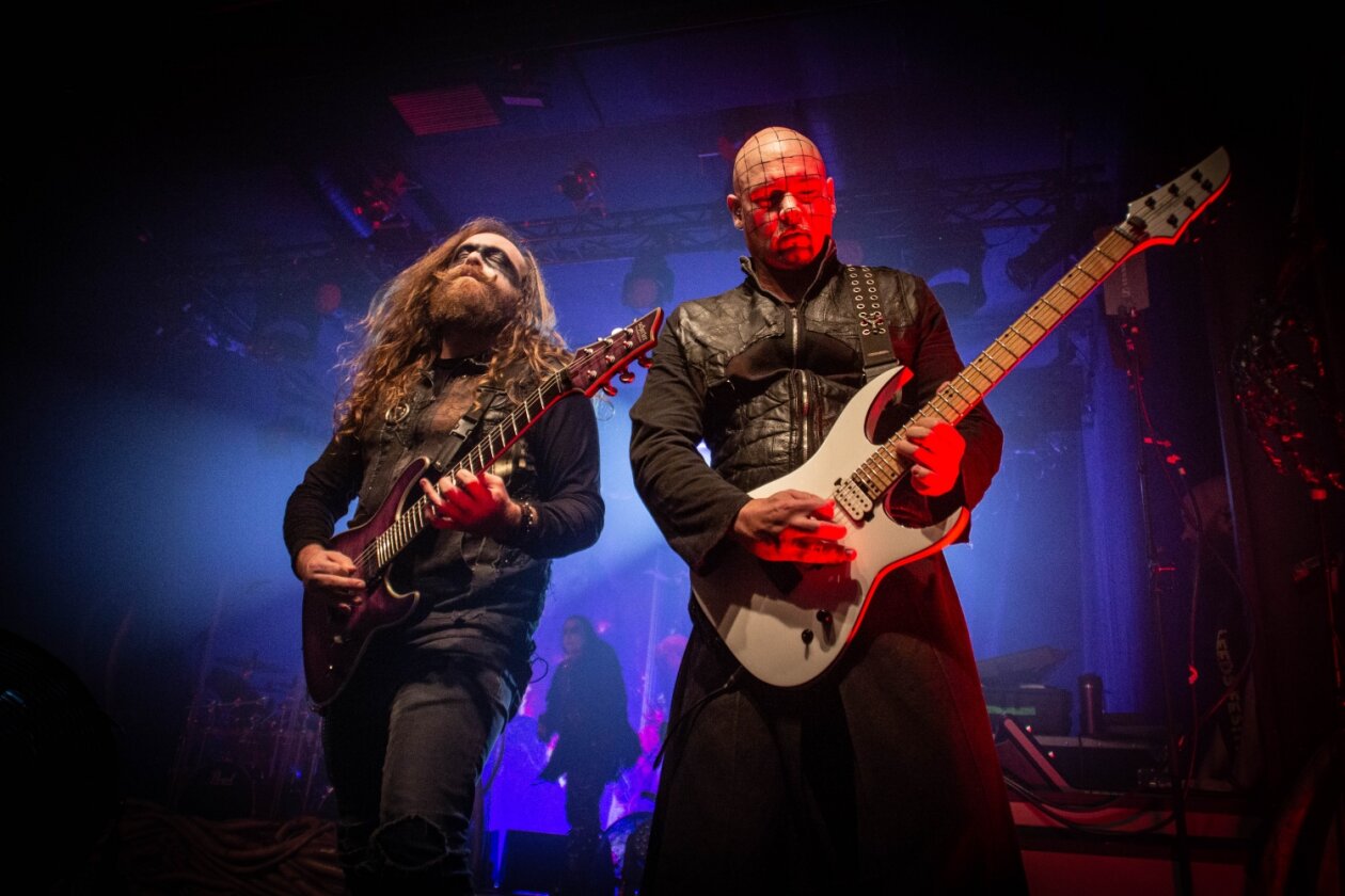 Dark Horses And Forces: Cradle Of Filth kreischen wieder. – Richard Shaw und Marek Ashok Šmerda.
