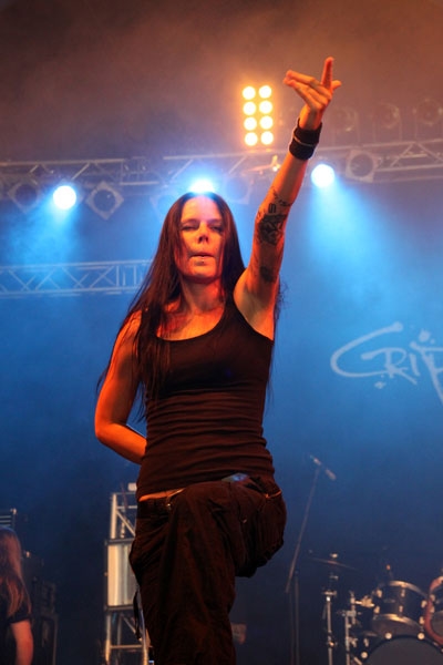 Cripper – Gaben im Zelt alles – Britta Görtz