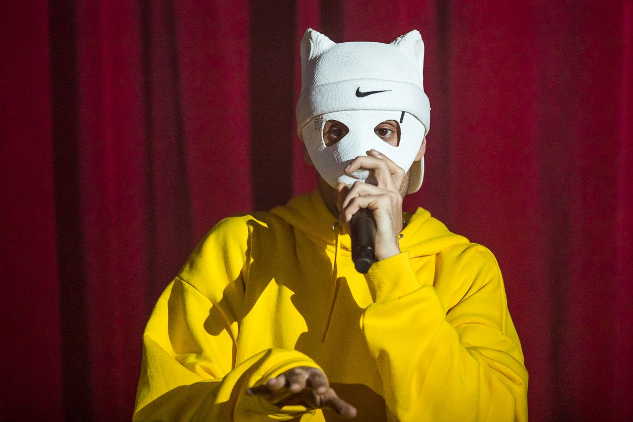 Panda's back. Live. Hautnah. – Cro.