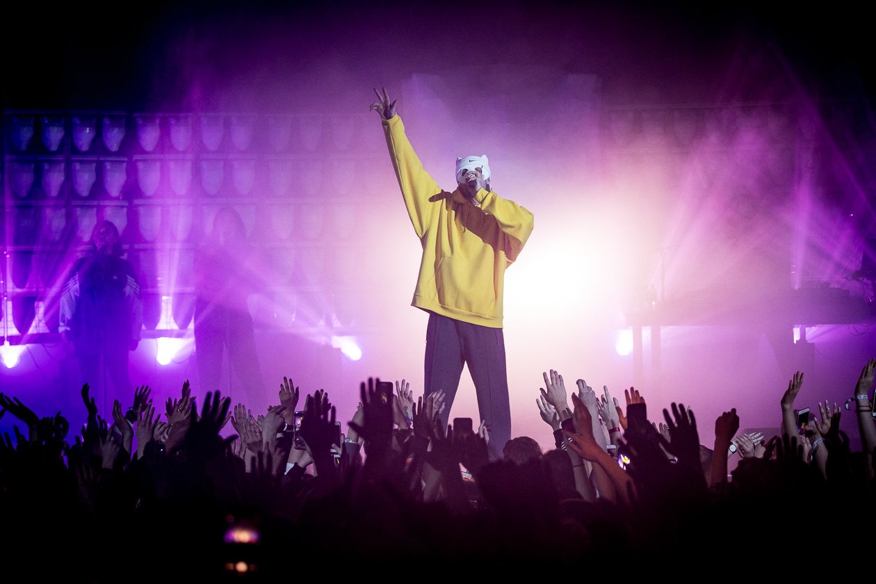 Panda's back. Live. Hautnah. – Cro.