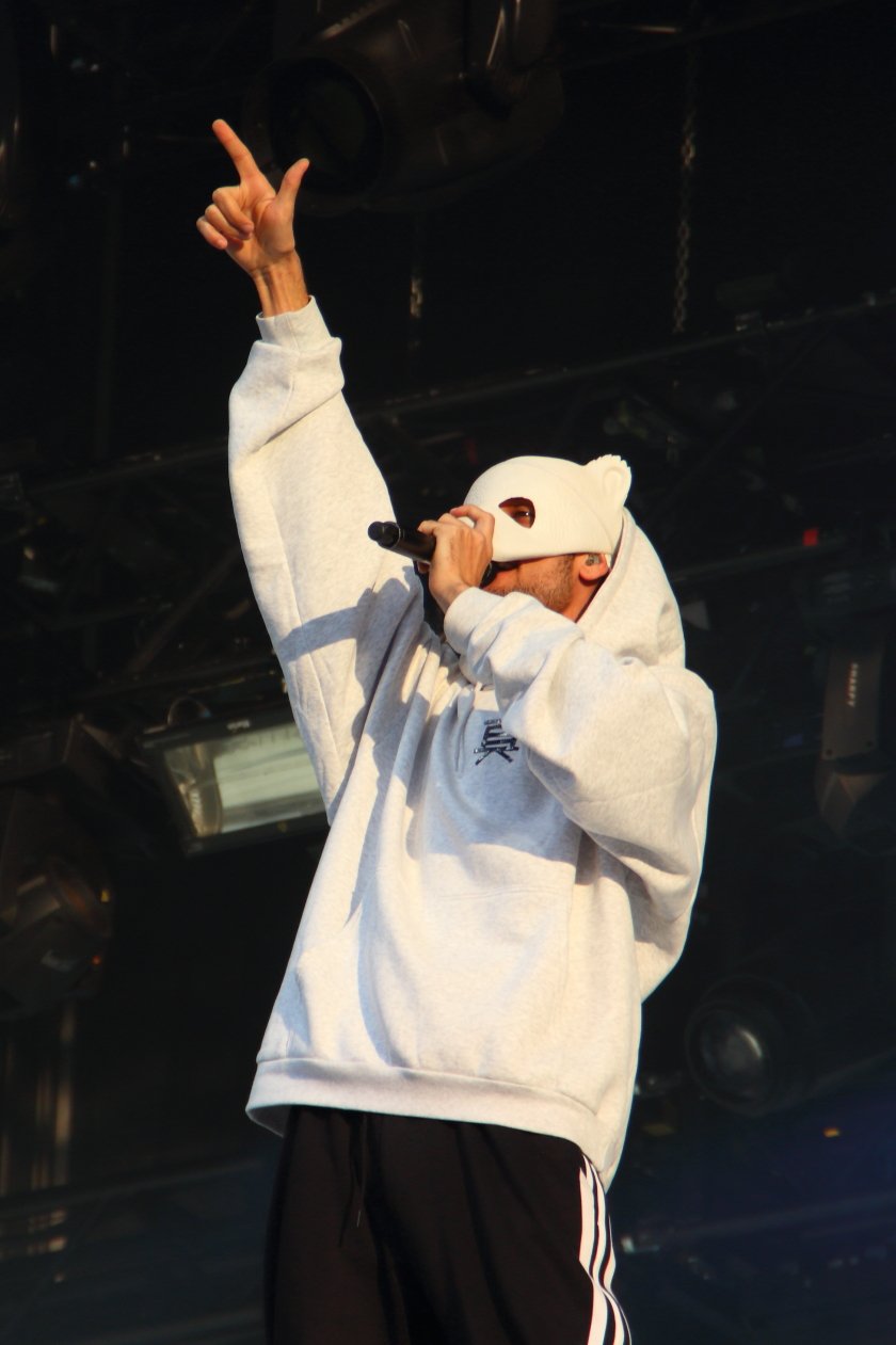 Cro – Panda-Alarm auf der Pferderennbahn Hoppegarten. – Beim Lollapalooza!