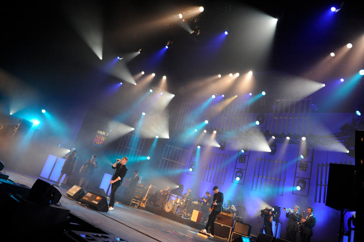 Von down under an die Oos: Daniel Merriweather. – Daniel Merriweather live beim New Pop Festival 2009