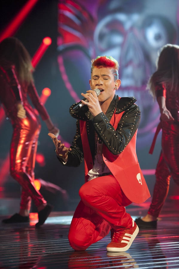 Daniele Negroni vs Luca Hänni. – DSDS 2012 - Das Finale.