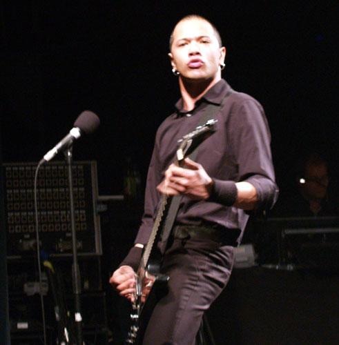 Danko Jones – Das Publikum huldigt wieder einmal dem Poser vor dem Herrn. – 