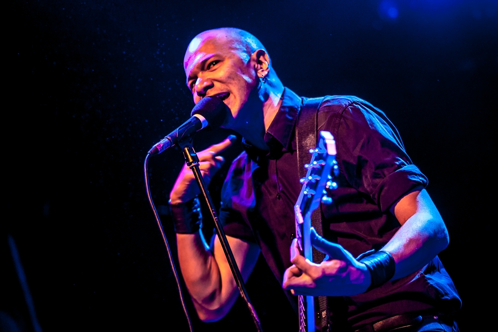 Danko Jones – Das High Voltage-Trio on tour. – Danko.
