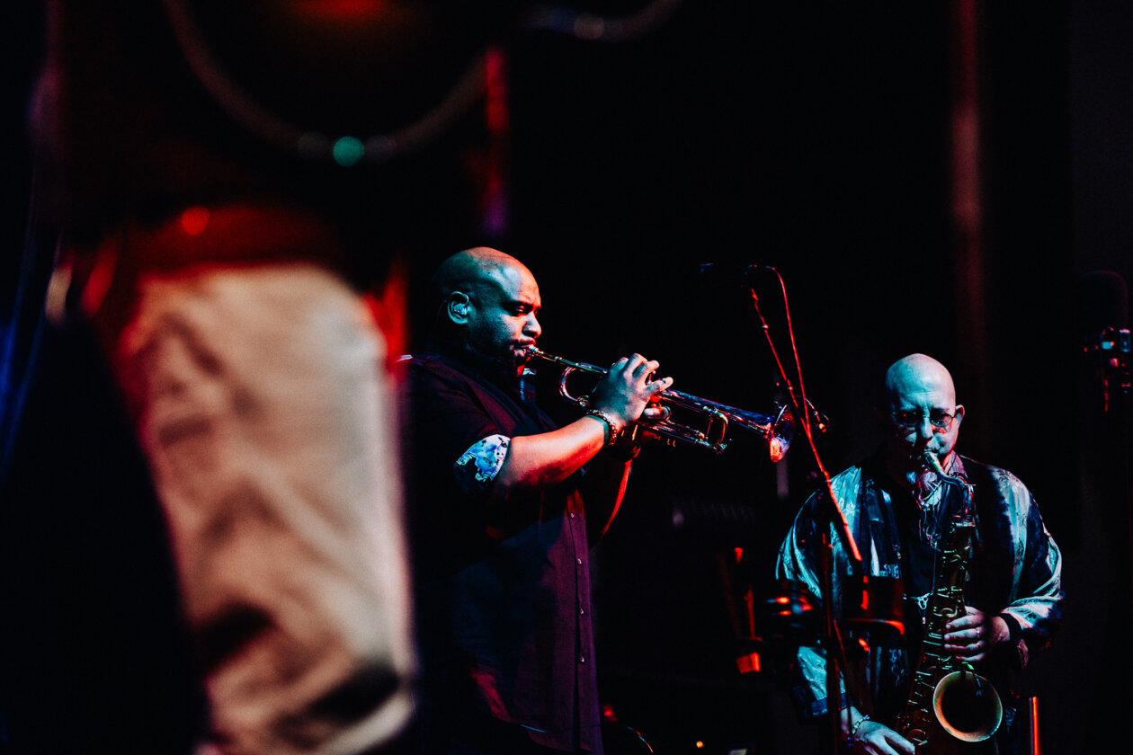 Dave Matthews Band – Dave Matthews Band.