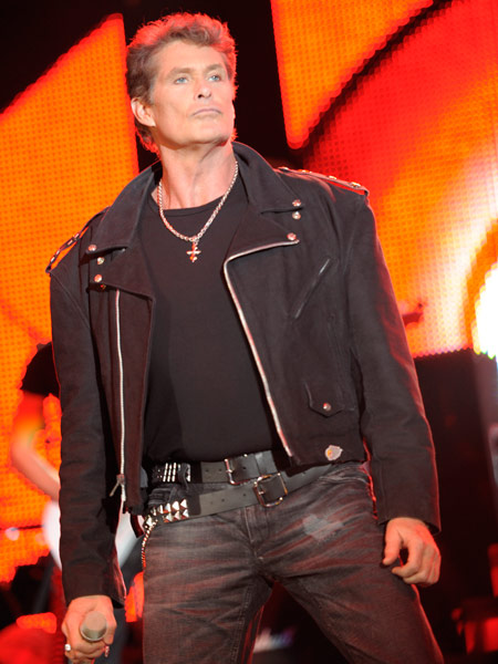 Lang leben die 80er: David Hasselhoff und KITT in Oberhausen. – Mr. Knight Rider in Oberhausen. K.I.T.T. musste vor der Tür warten