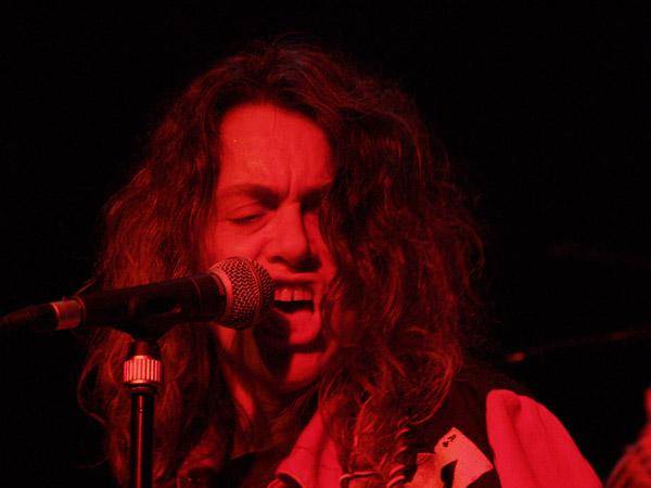 Dead Moon am 15. November 2006 vor der halben laut.de-Redaktion und weiteren 130 Zuschauern in Konstanz. – 