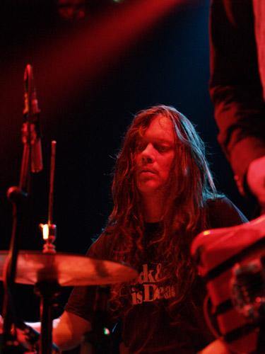 Dead Moon am 15. November 2006 vor der halben laut.de-Redaktion und weiteren 130 Zuschauern in Konstanz. – 