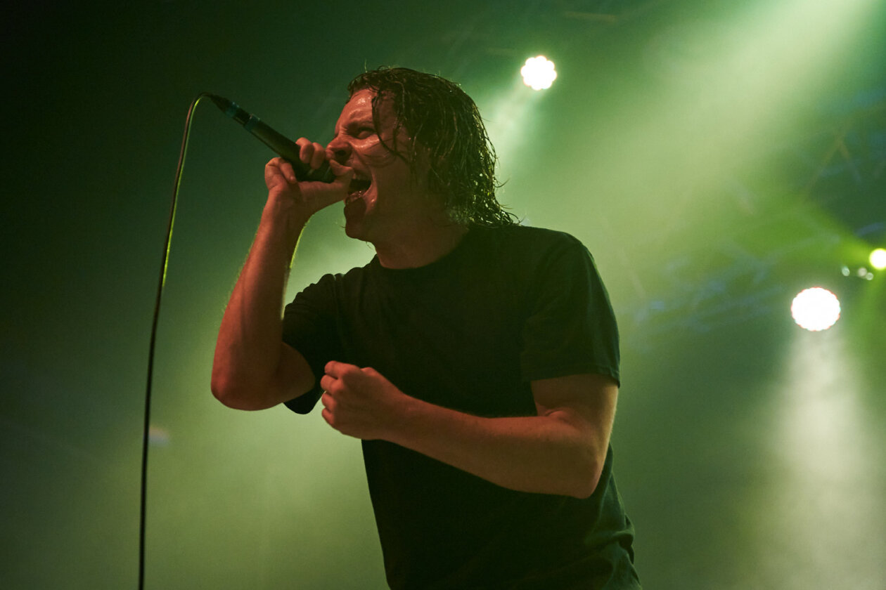 Support für Knocked Loose: George Clarke, Kerry McCoy und Band. – Deafheaven.