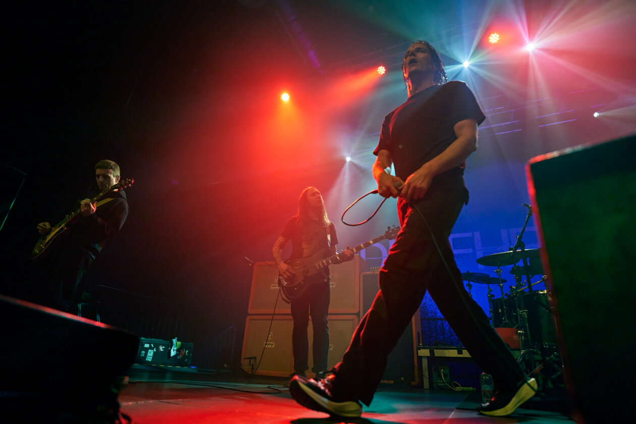 Support für Knocked Loose: George Clarke, Kerry McCoy und Band. – Deafheaven.