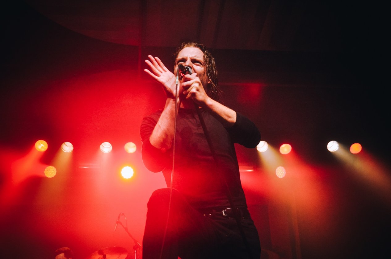 Im fiesen Doppel mit Touché Amoré: Deafheaven bringen die Ordinary Corrupt Human Love nach Köln. – Nach nur einem Jahr zurück in Köln.